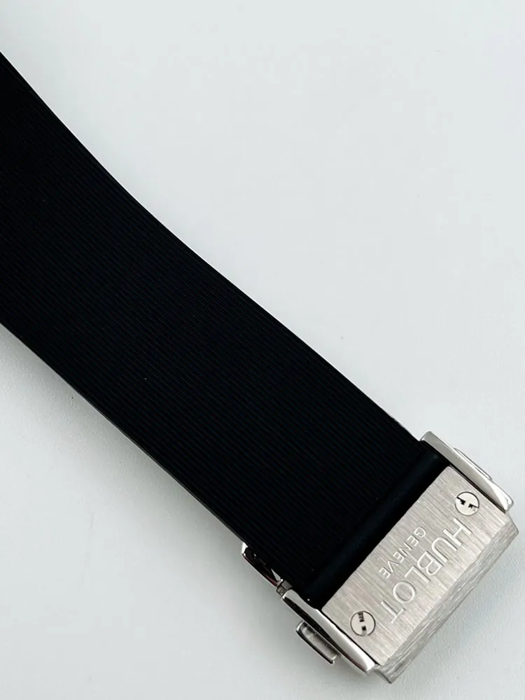 Hublot-Classic-Fusion-542.NX.1171.LR.1704-Black-Buckle