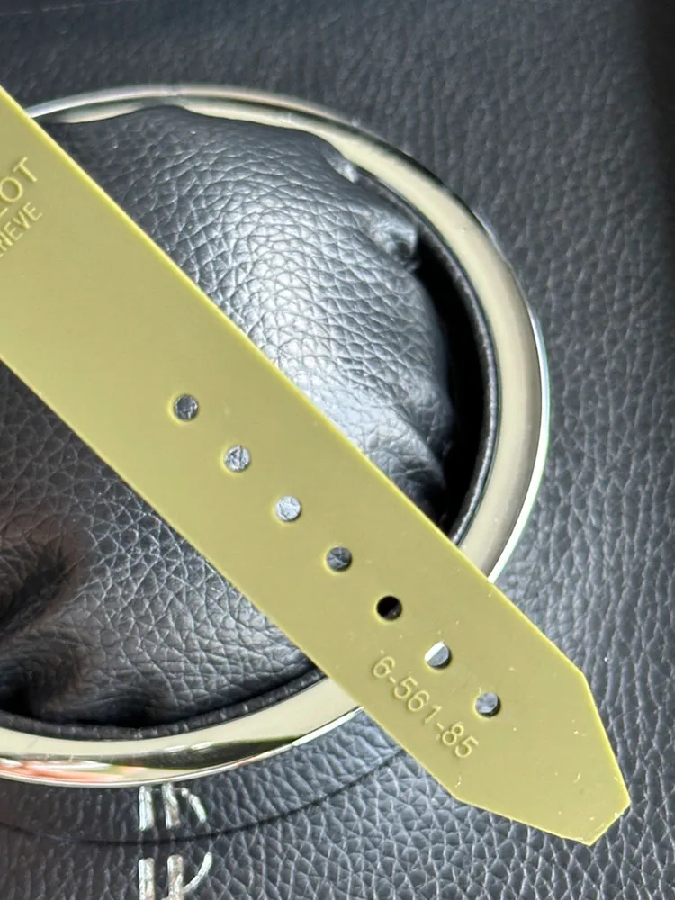 Hublot-Classic-Fusion-581.NX.8970.RX.1104-Green-Watch-Strap-1