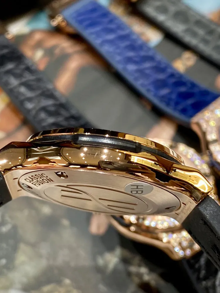 Hublot-Classic-Fusion-581.OX.1480.RX-Black-Left-Side-View