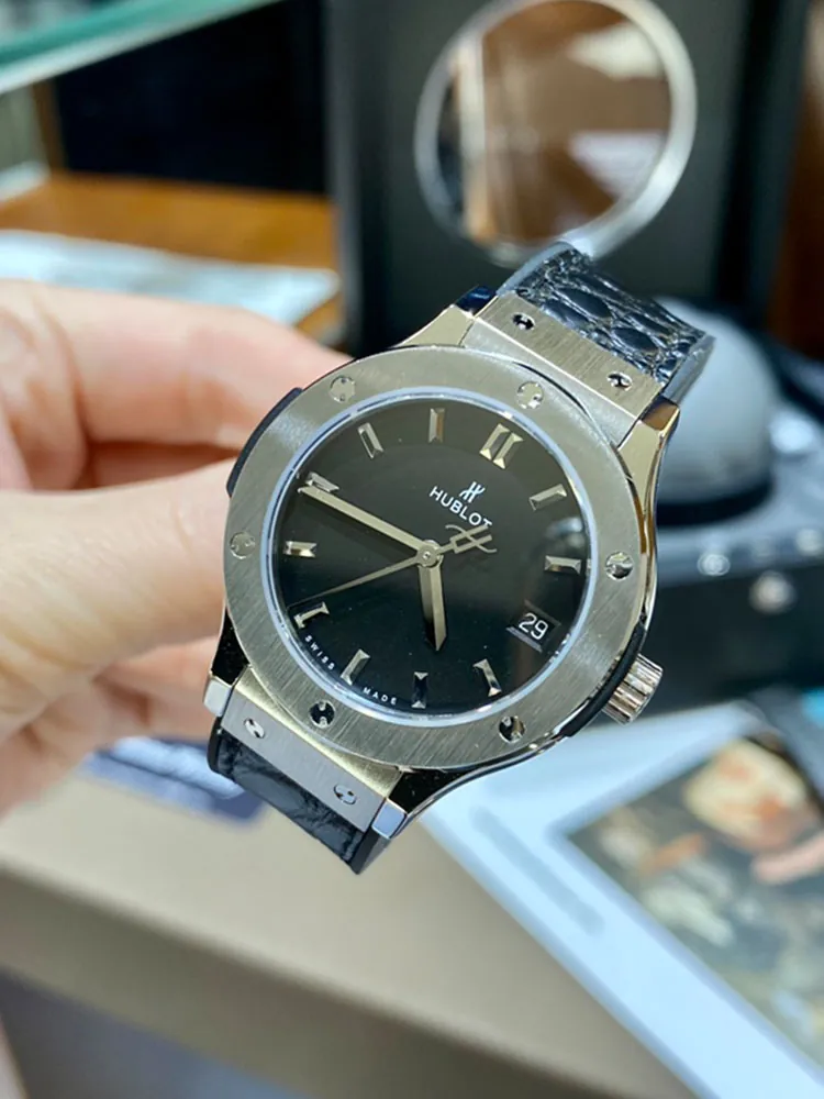Hublot-Classic-Fusion-581.NX.1470.RX-Black-Front-View-2