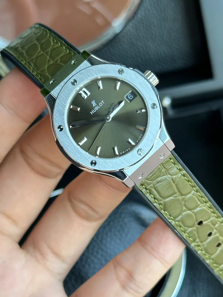 Hublot-Classic-Fusion-581.NX.8970.LR-Green-Front-View-1