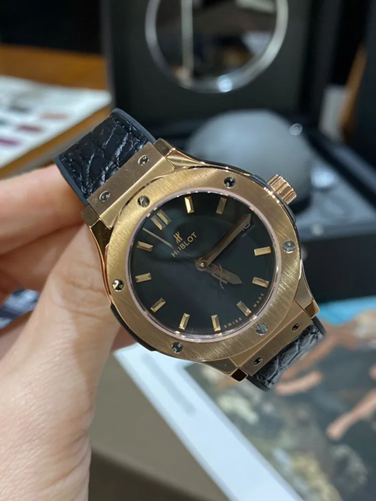 Hublot-Classic-Fusion-581.OX.1480.RX-Black-Front-View-1
