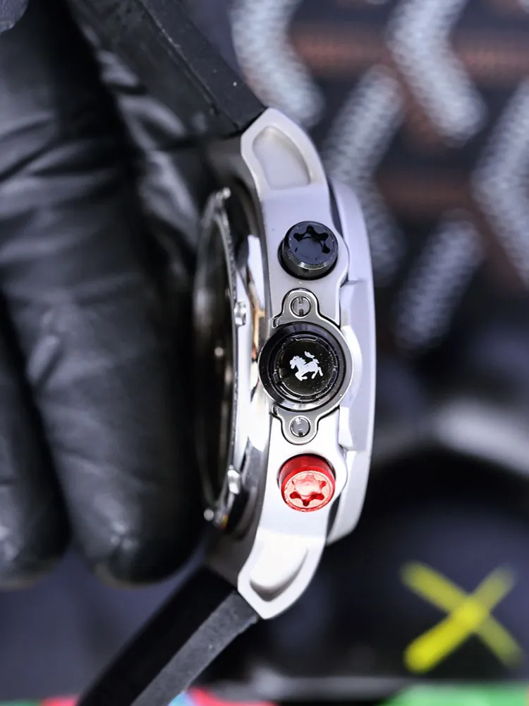 Hublot-Classic-Fusion-526.NX.0124.VR-Black-Right-Side-View