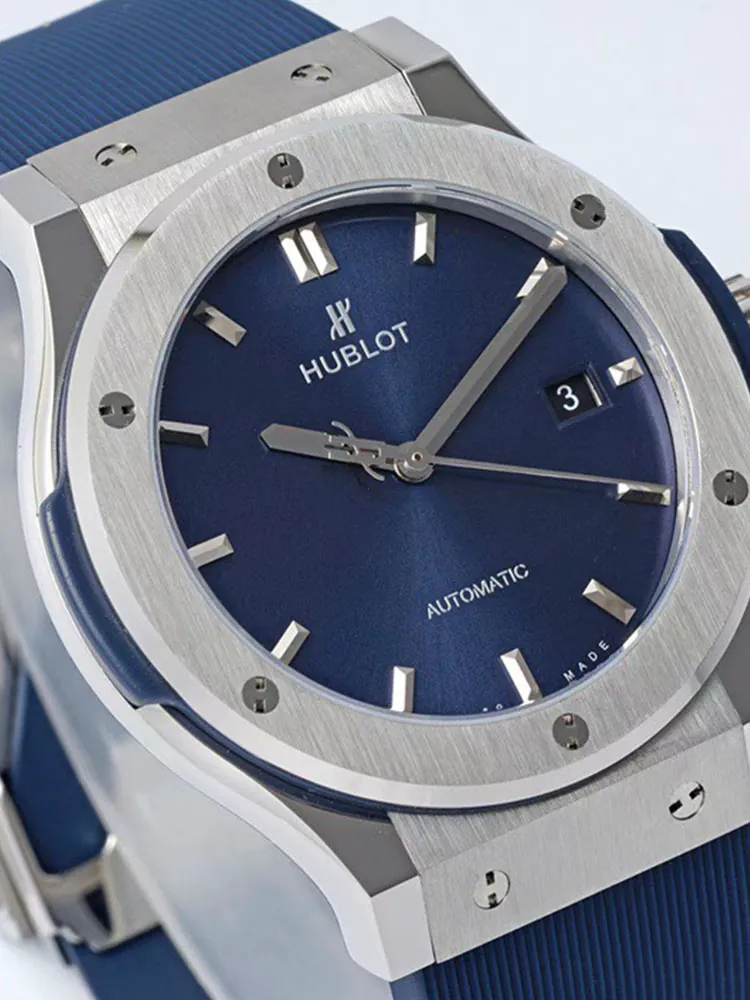 Hublot-Classic-Fusion-511.NX.7170.RX-Blue-Dial-Detail-3