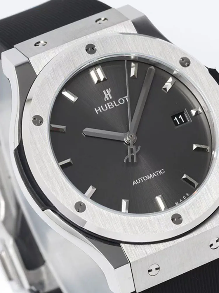 Hublot-Classic-Fusion-511.NX.7071.RX-Grey-Dial-Detail-4