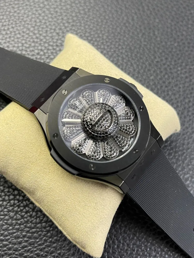 Hublot-Classic-Fusion-507.CX.9000.RX.TAK21-Black-Detail-Images-2