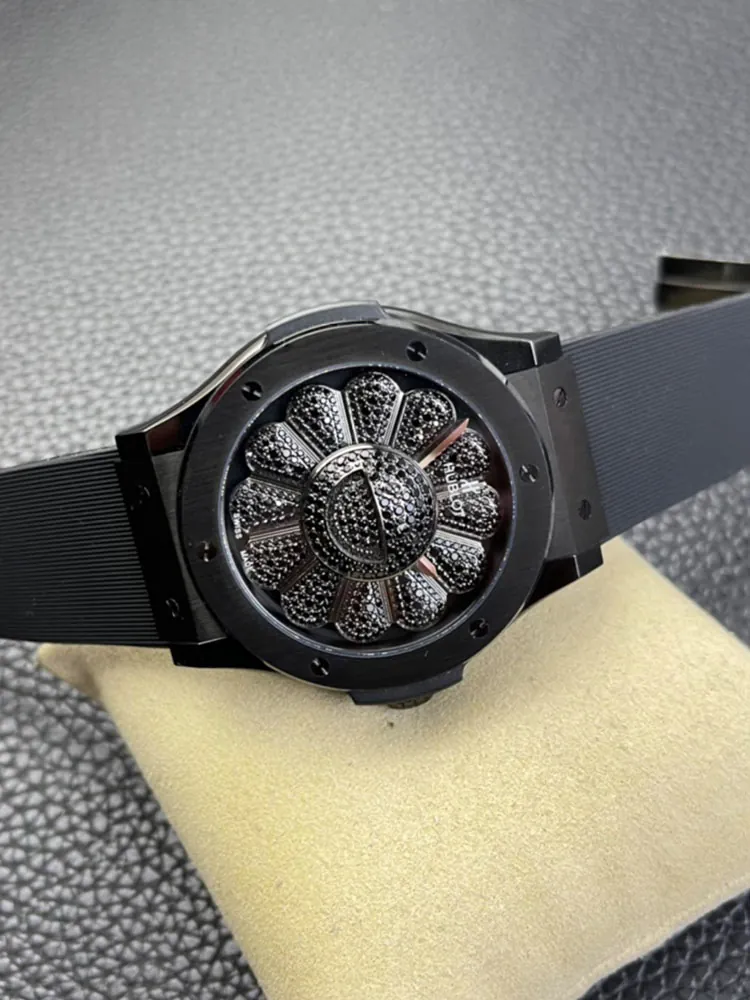 Hublot-Classic-Fusion-507.CX.9000.RX.TAK21-Black-Detail-Images-1