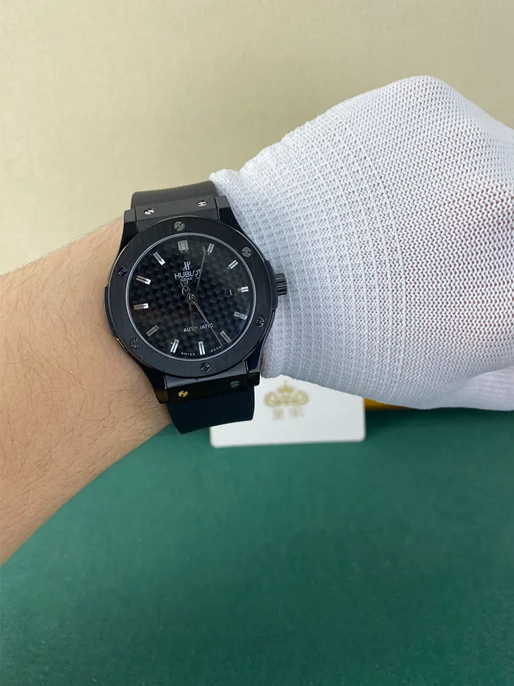 Hublot-Classic-Fusion-511.CM.1770.RX-Black-Wearing-View