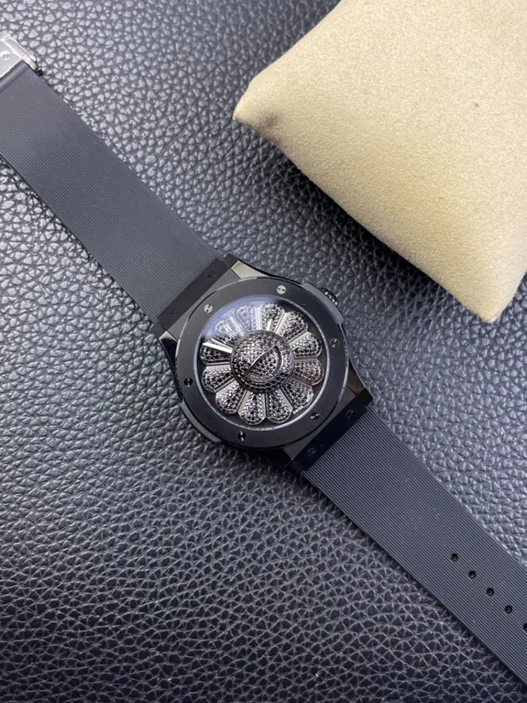 Hublot-Classic-Fusion-507.CX.9000.RX.TAK21-Black-Display-Image
