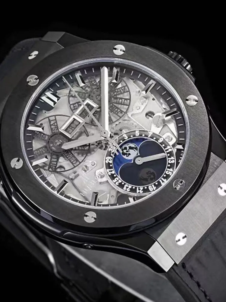 Hublot-Classic-Fusion-547.CX.0170.LR-Black-Dial-Detail-2