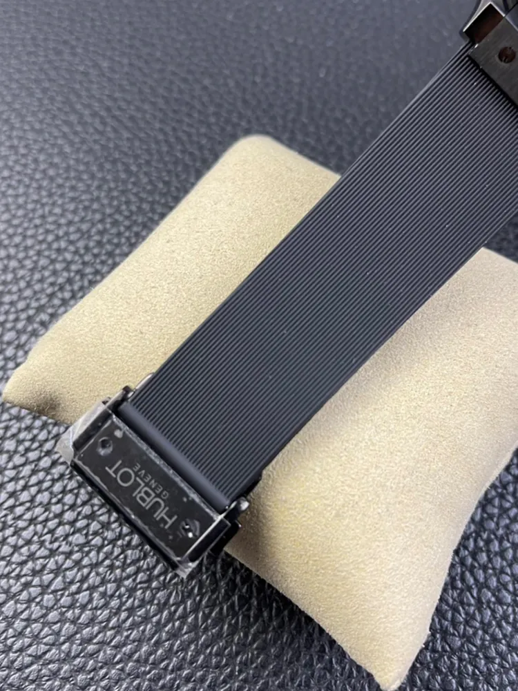 Hublot-Classic-Fusion-507.CX.9099.RX.TAK23-Rainbow-Watch-Strap