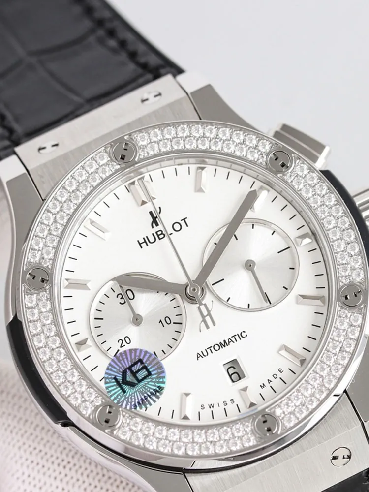 Hublot-Classic-Fusion-550.OS.2200.RW.1604.ORL20-White-Dial-Detail-1