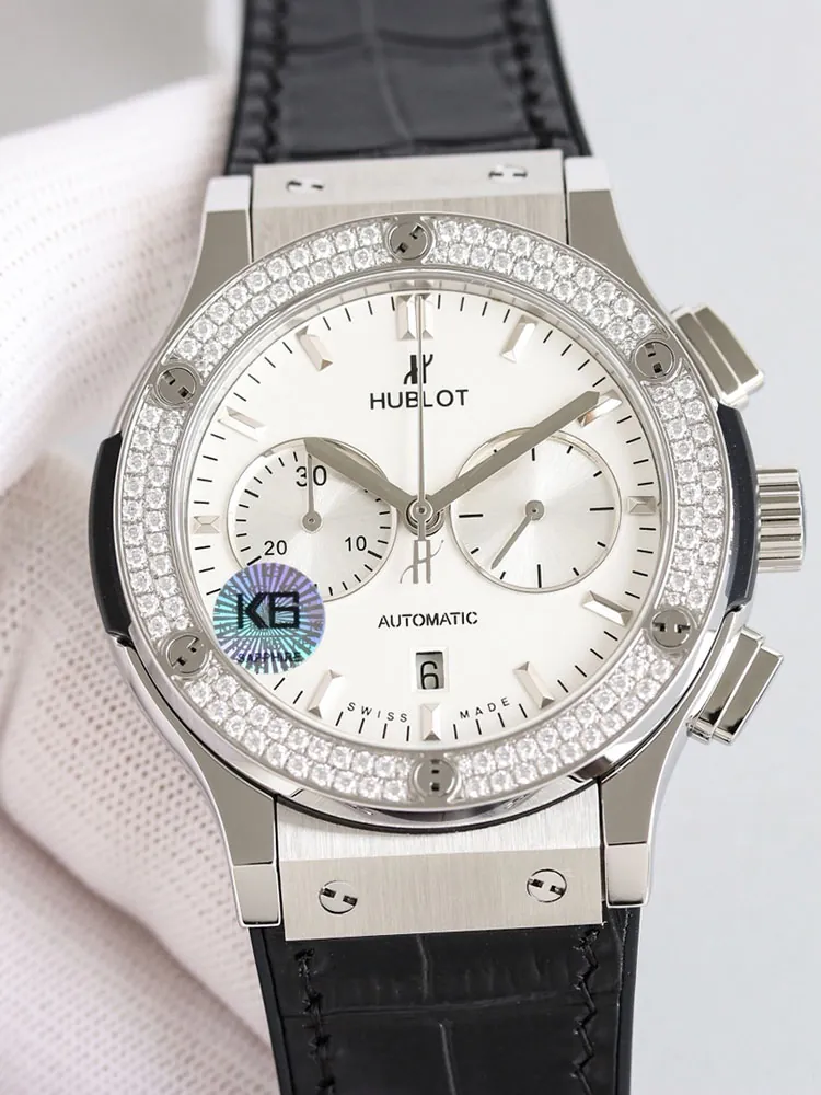 Hublot-Classic-Fusion-550.OS.2200.RW.1604.ORL20-White-Front-View-1