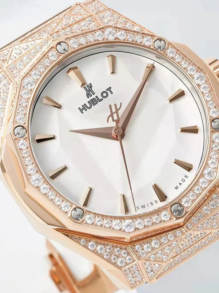 Hublot-Classic-Fusion-550.OS.2200.RW.1604.ORL20-White-Dial-Detail-4