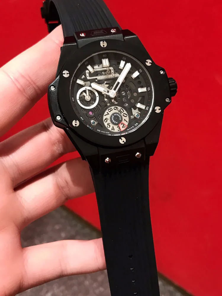 Hublot-Big-Bang-414.CI.1123.RX-Black-Display-Image