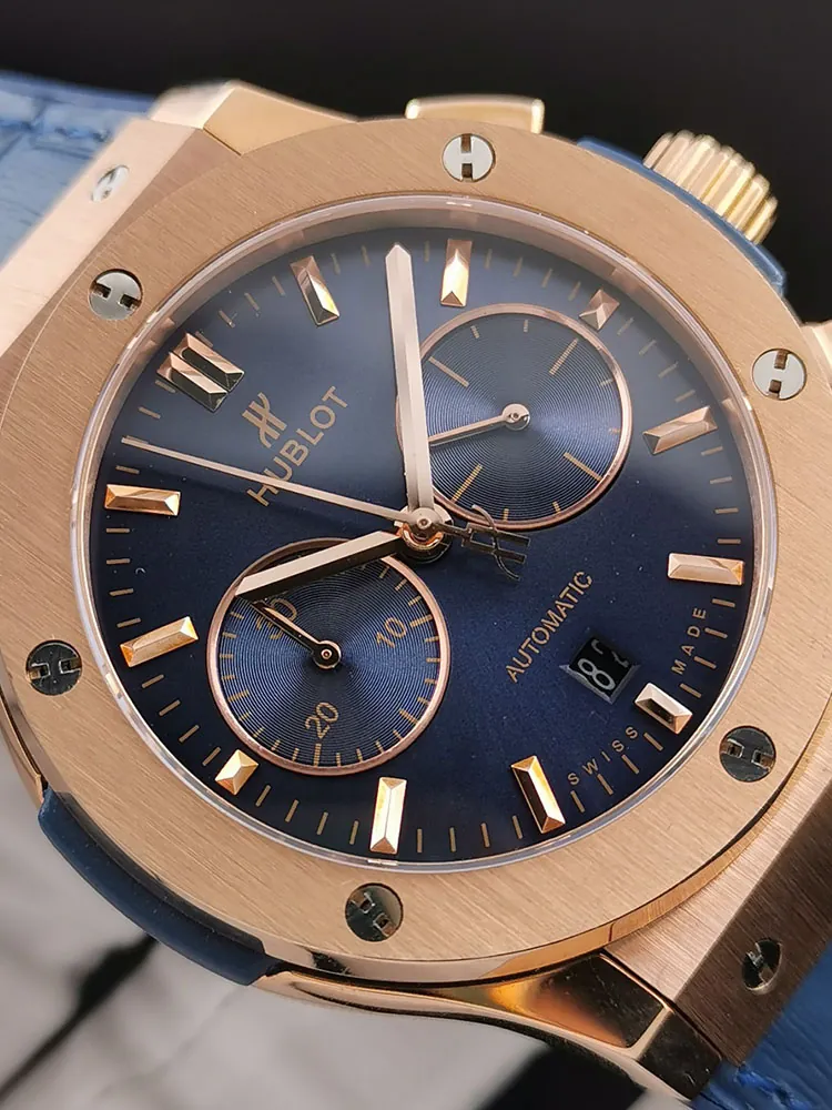 Hublot-Classic-Fusion-521.OX.7180.LR-Blue-Dial-Detail-2