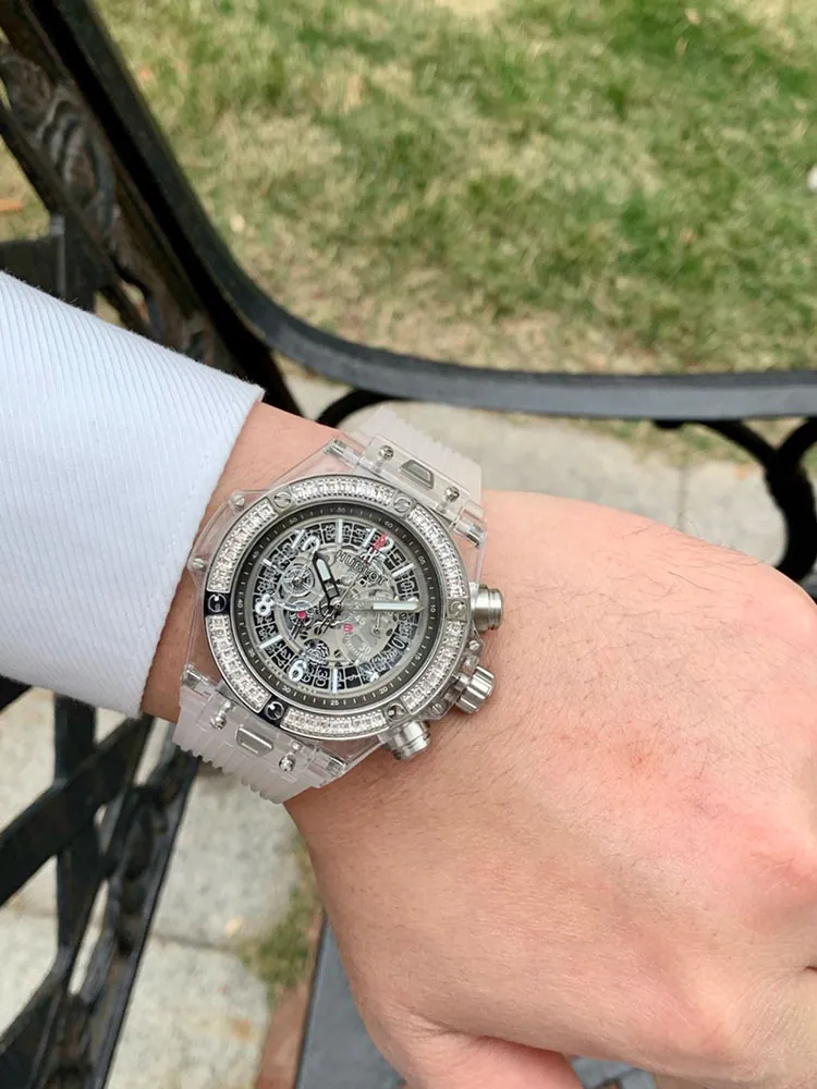Hublot-Big-Bang-411.JX.4802.RT.1904-Black-Wearing-View