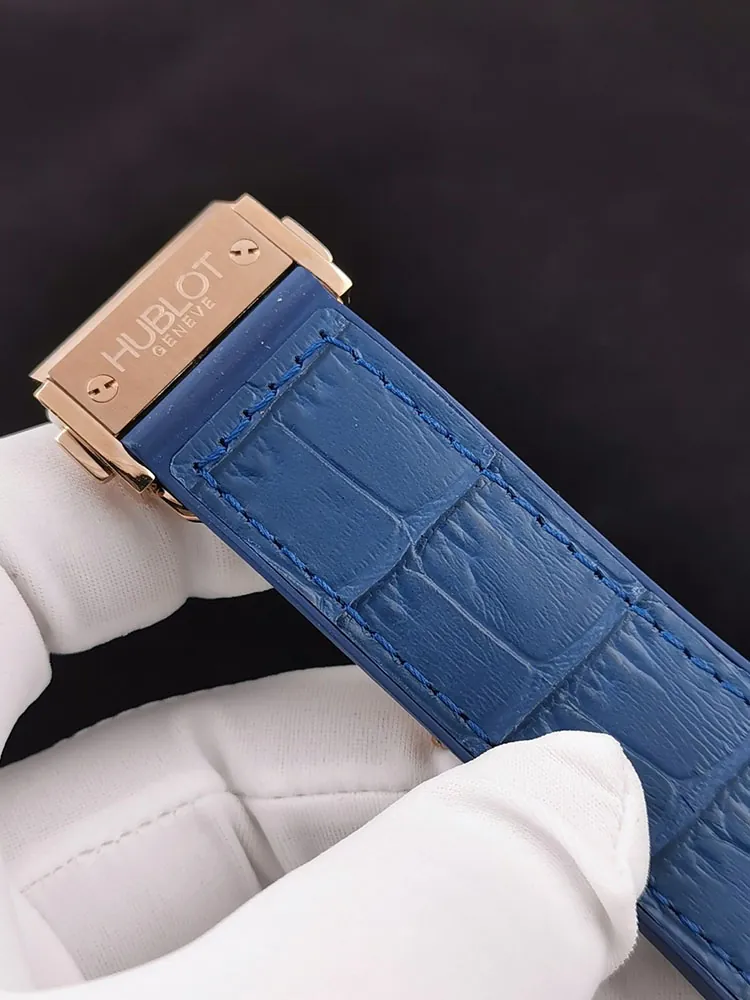 Hublot-Classic-Fusion-521.OX.7180.LR-Blue-Buckle