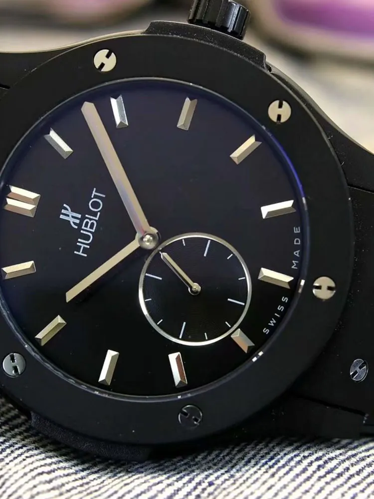 Hublot-Classic-Fusion-515.CS.1270.VR-Black-Dial-Detail-1