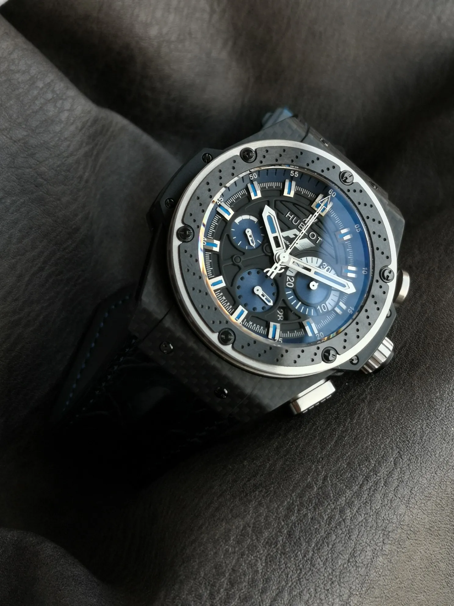 Hublot-King-Power-703.QM.1129.HR.FIL11-Black-Detail-Images-2