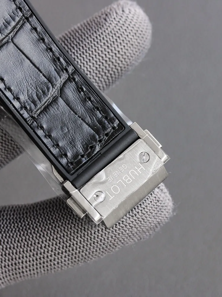 Hublot-Classic-Fusion-565.NX.1470.LR.1204-Black-Watch-Strap