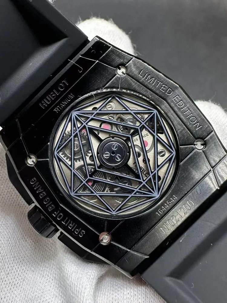 Hublot-Spirit-of-Big-Bang-648.CX.0114.RX.MXM23-Black-Back-View
